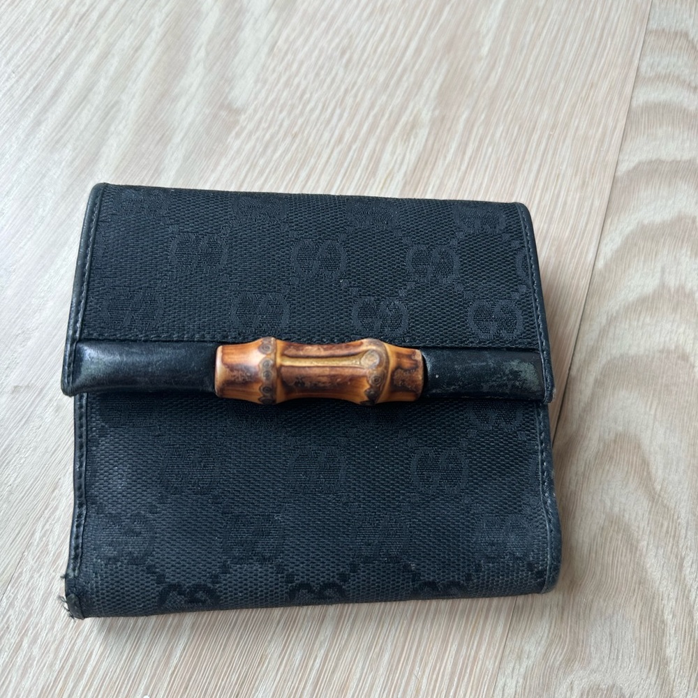 Gucci vintage bamboo wallet